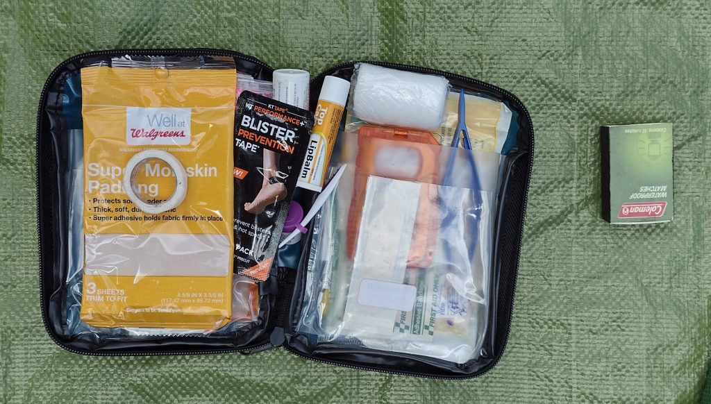 10 Essential Item 1st Aid & Matches