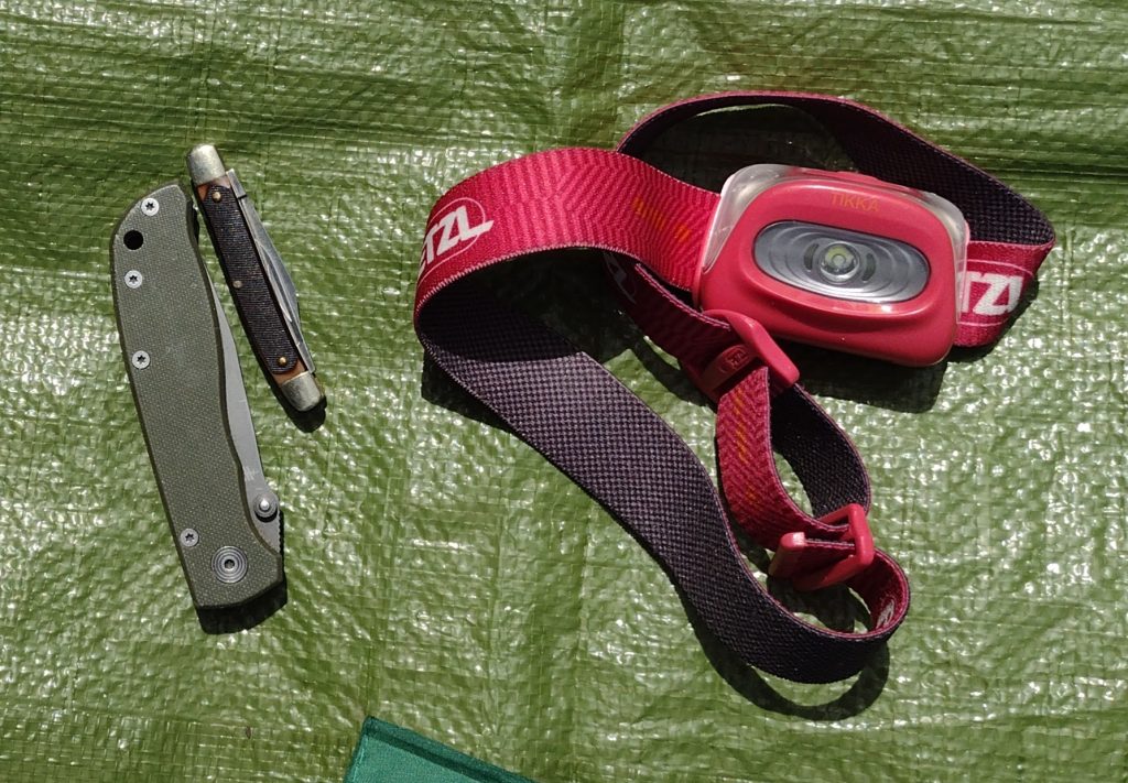 10 Essential Item Headlamp Knife